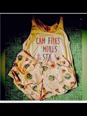 Women's Buttery Soft Campfires S'mores & Stars Orange Sherbet Pajamas Sleep Set